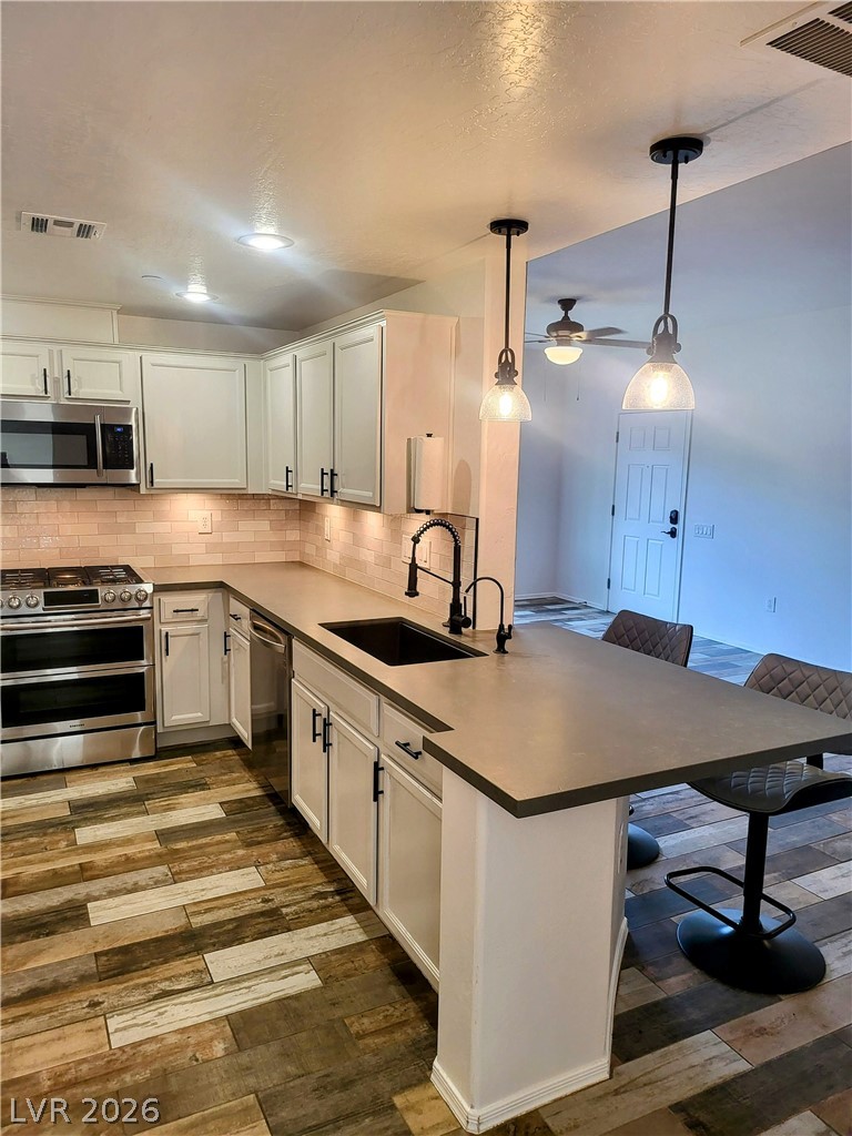 L 6868 Sky Pointe Drive 1047 Property Photo 15