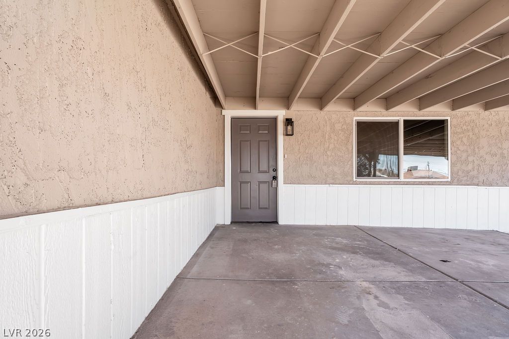 472 National Street Property Photo 16