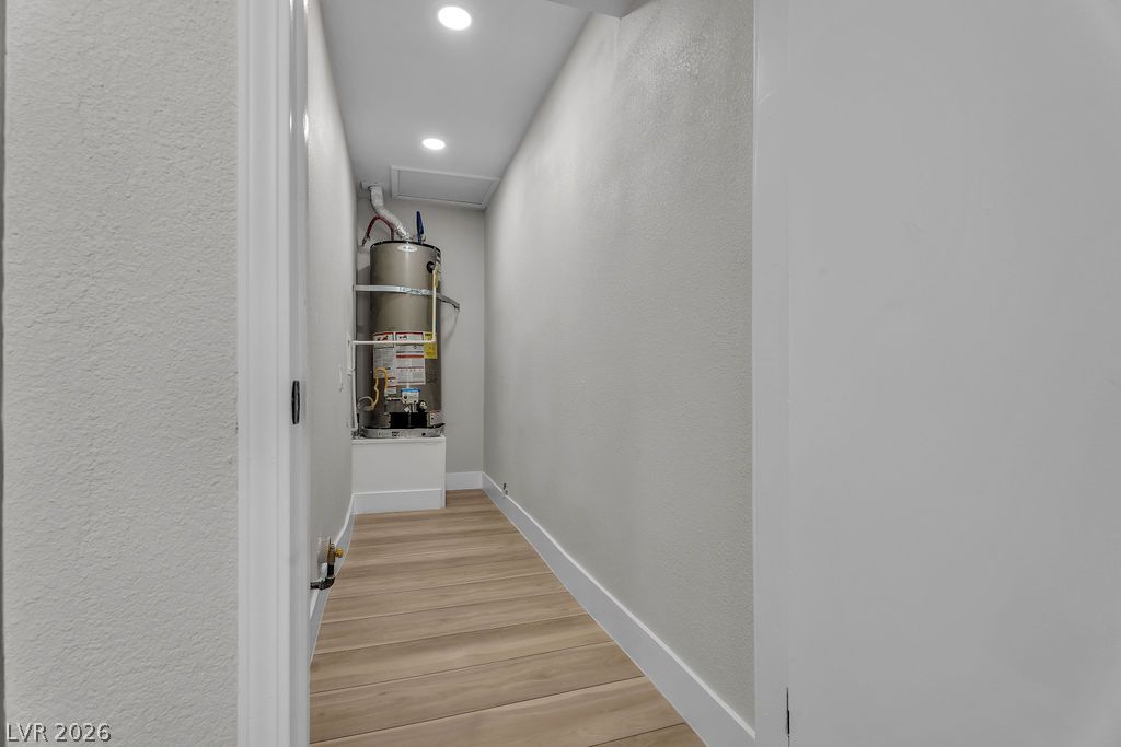 472 National Street Property Photo 29