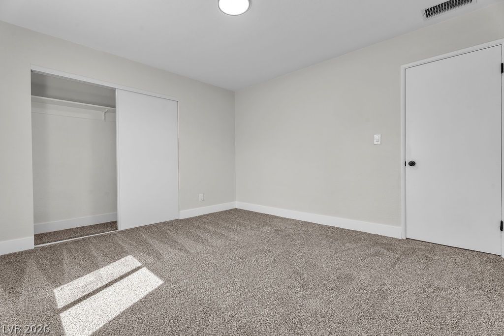 472 National Street Property Photo 39