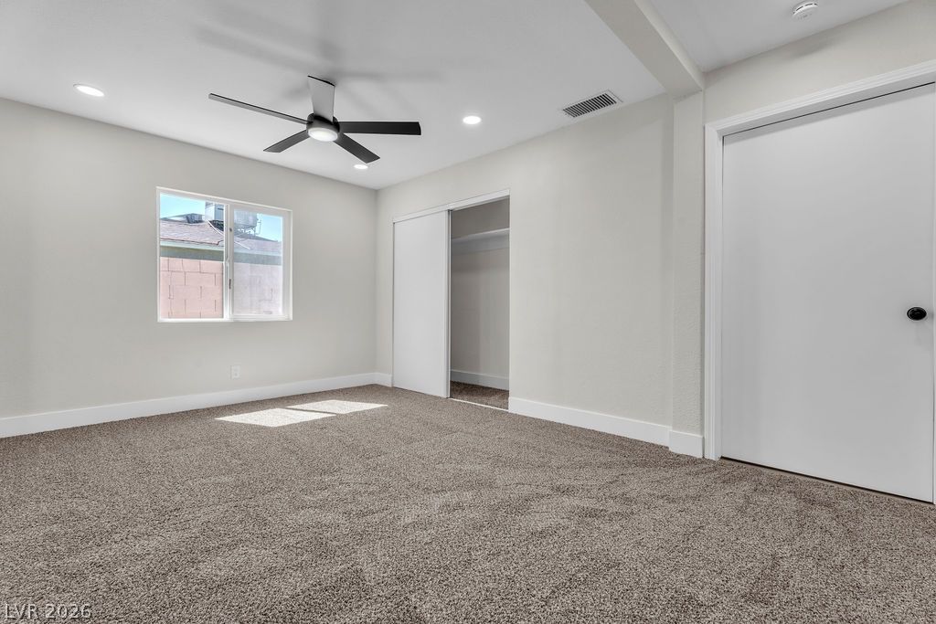 472 National Street Property Photo 43