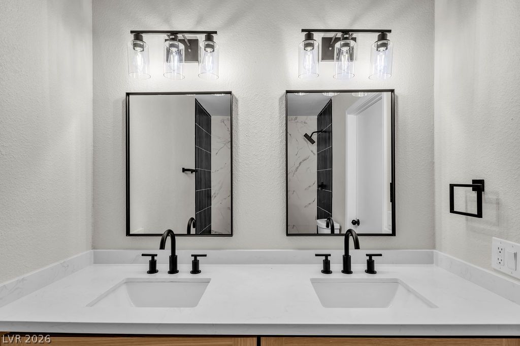 472 National Street Property Photo 50