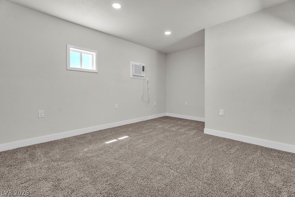 472 National Street Property Photo 59