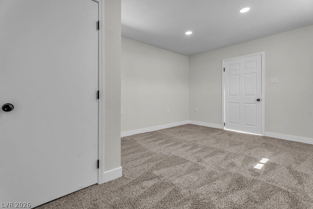 472 National Street Property Photo 61