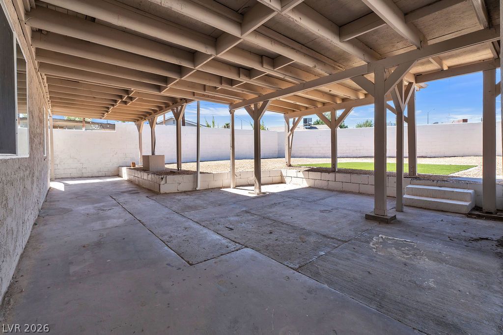 472 National Street Property Photo 64