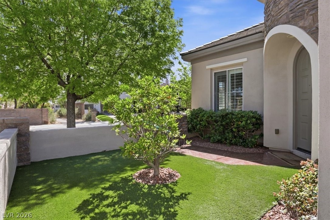 1939 Orchard Mist Street Property Photo 4