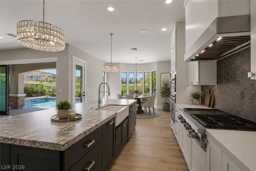 1939 Orchard Mist Street Property Photo 6