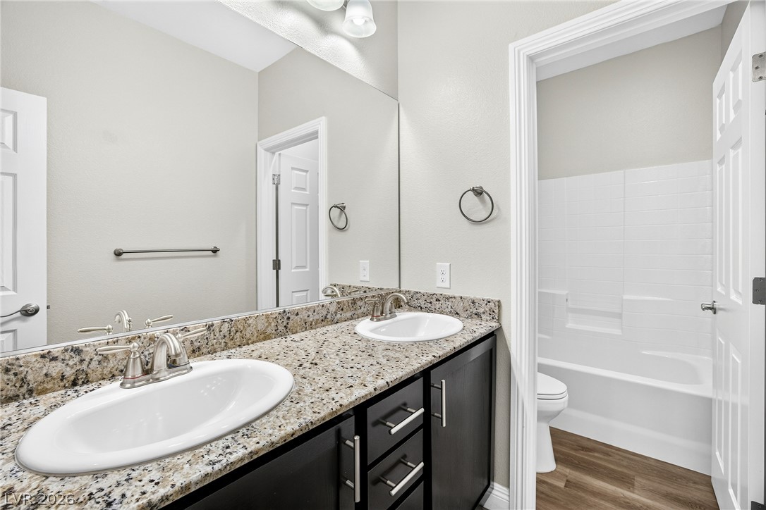 530 Hunter Flat Street Property Photo 28