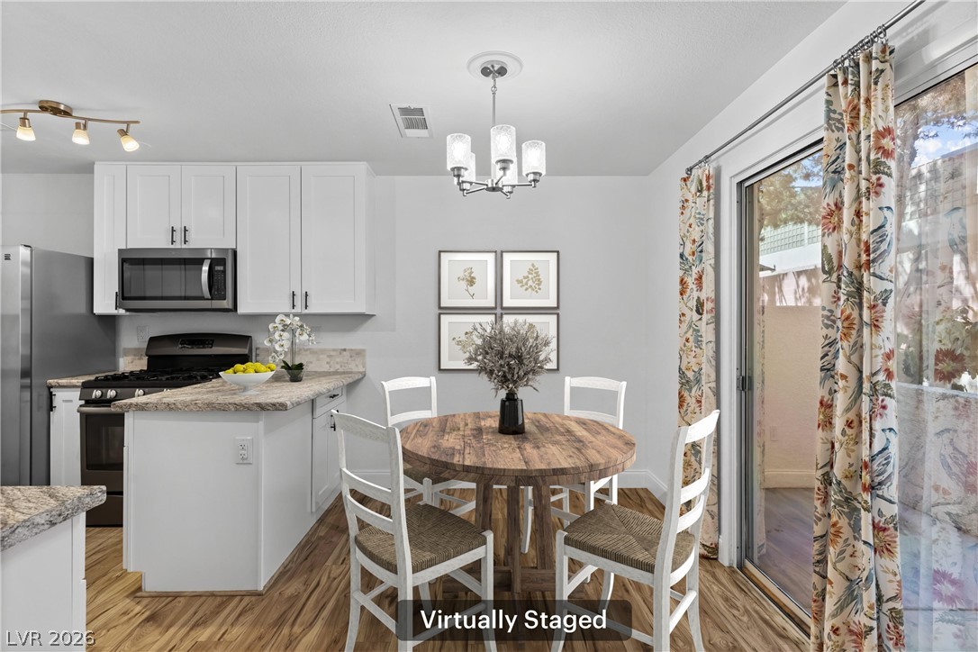 6965 Oyster Shell Drive Property Photo 4