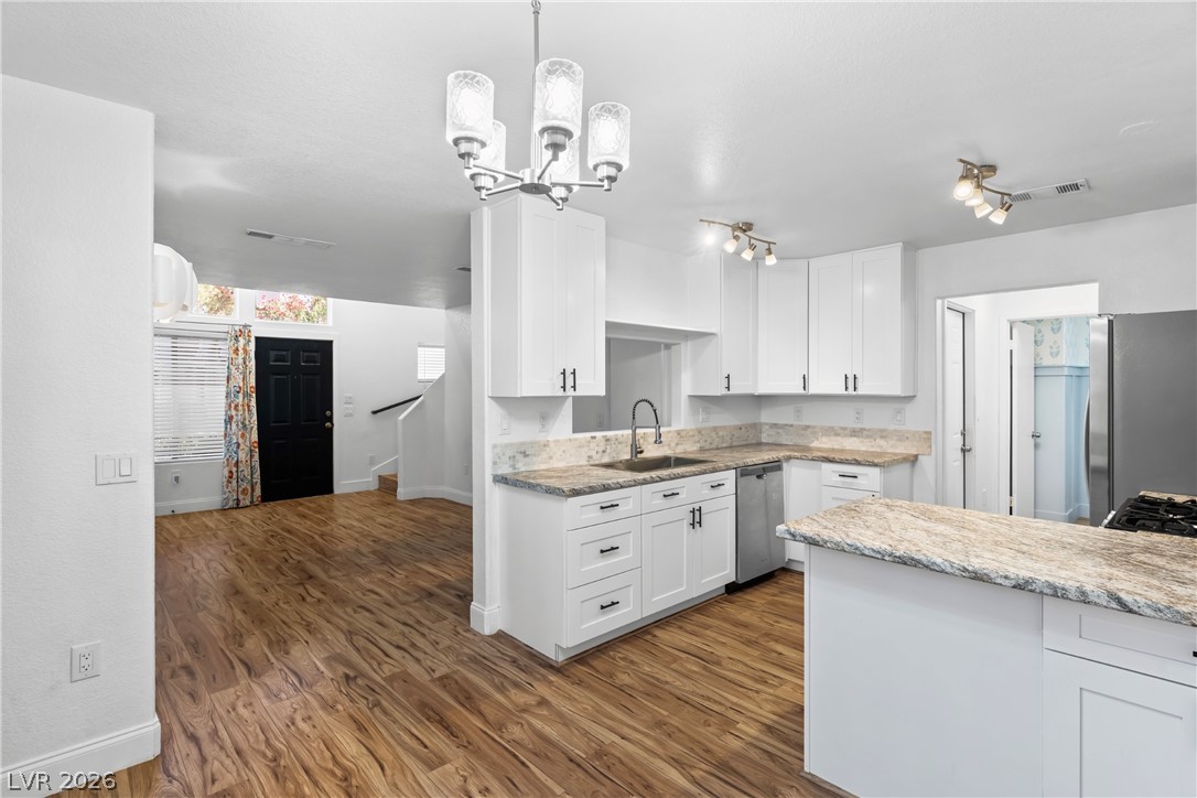6965 Oyster Shell Drive Property Photo 9
