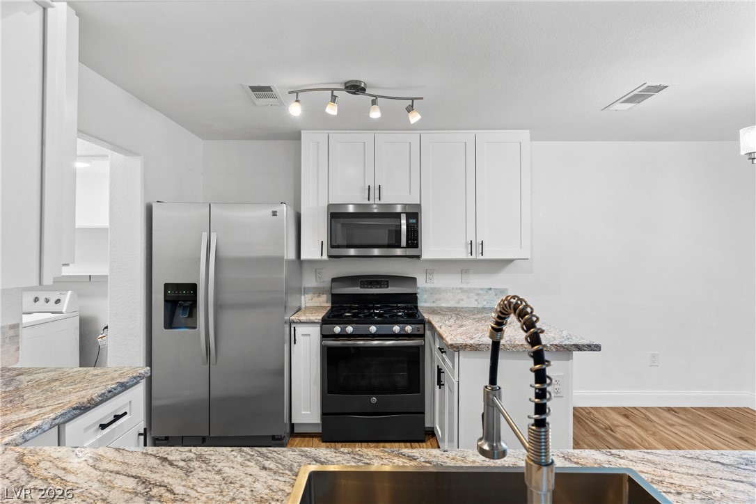 6965 Oyster Shell Drive Property Photo 10