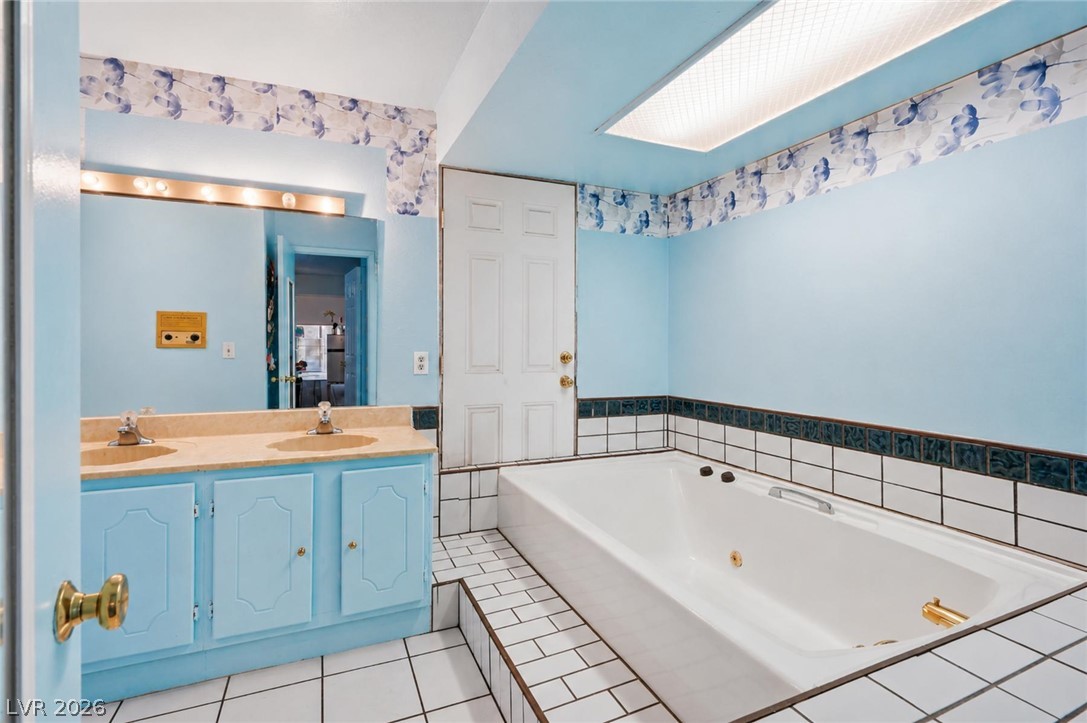 3978 Voxna Street Property Photo 11