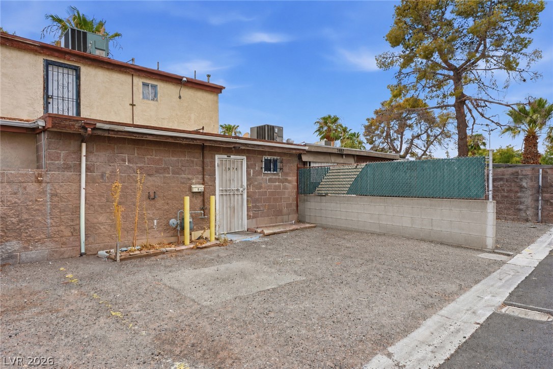3978 Voxna Street Property Photo 23