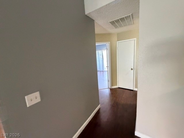 820 North Sloan Lane 203 Property Photo 10
