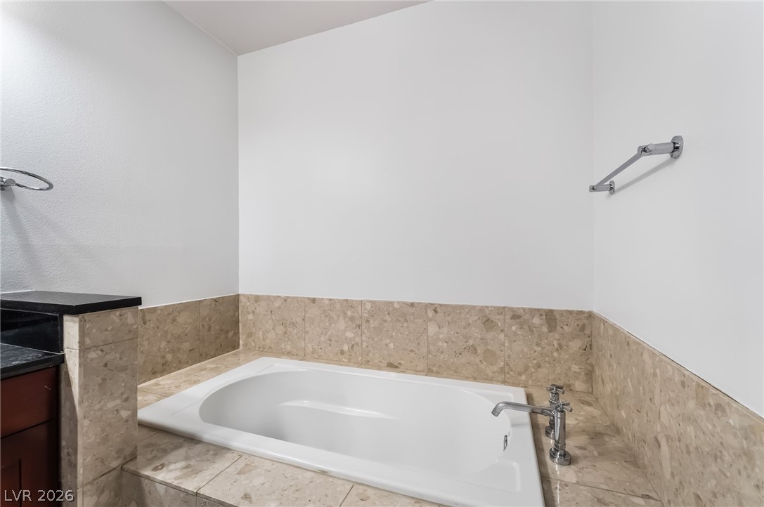 4575 Dean Martin Drive 2809 Property Photo 24
