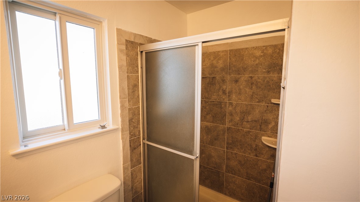 5134 Caliente Street Property Photo 43