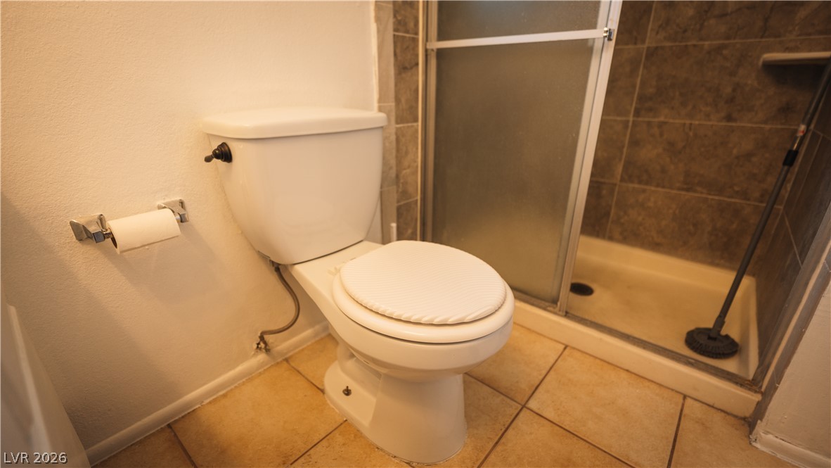5134 Caliente Street Property Photo 45