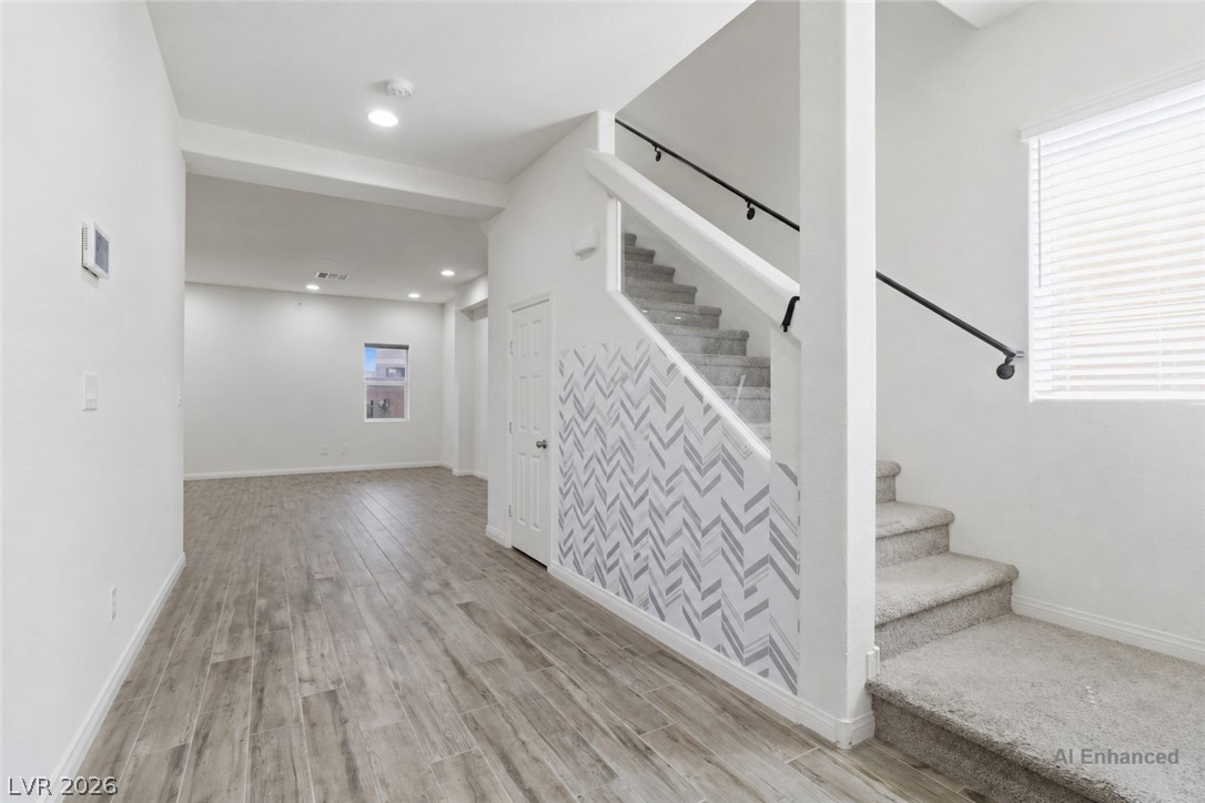 5625 Canoe Ridge Court Property Photo 3