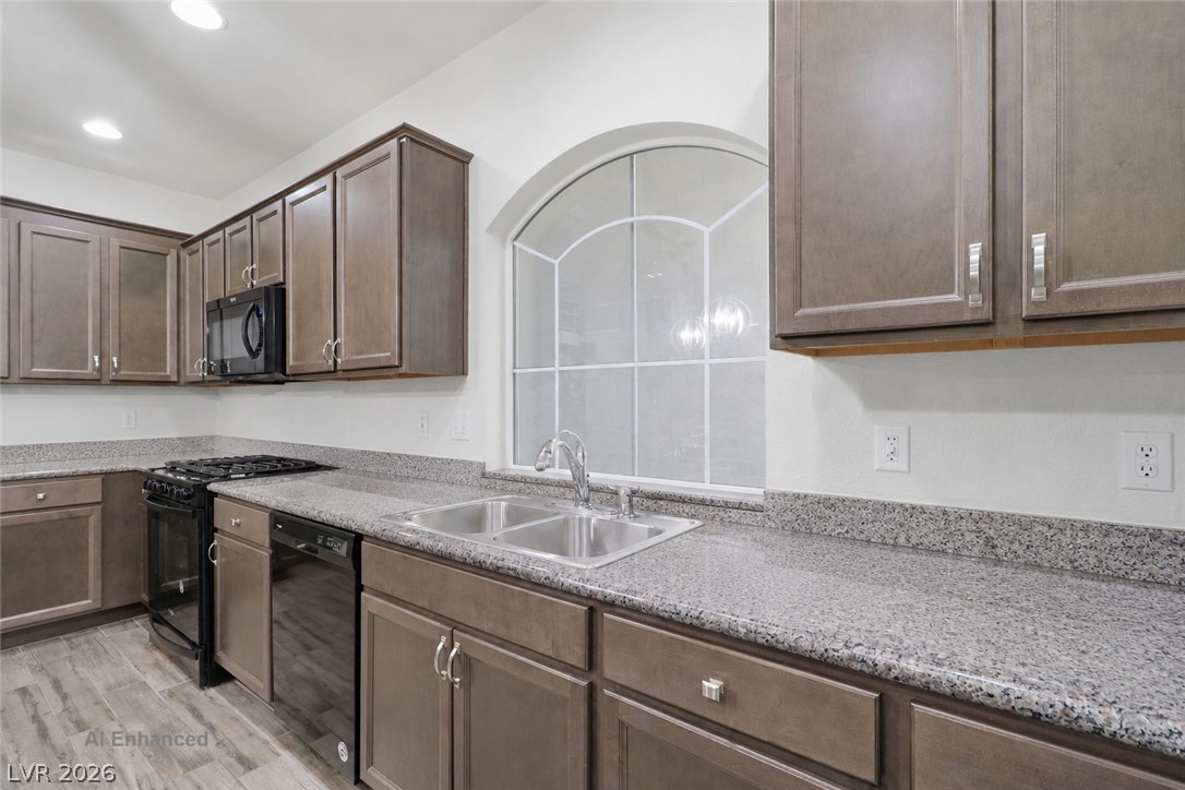 5625 Canoe Ridge Court Property Photo 11