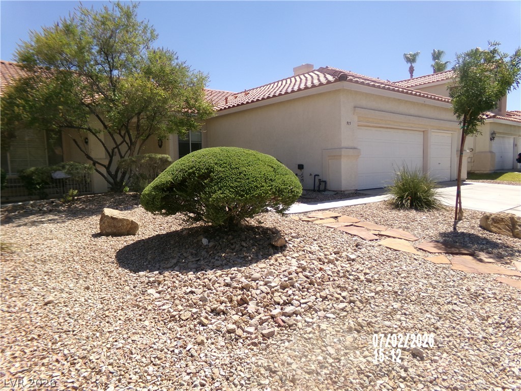 915 Dover Glen Drive 0 Property Photo 3