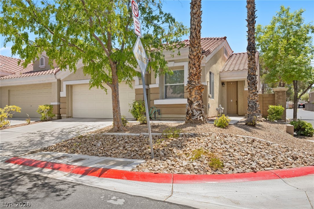 9269 Blue Flax Place Property Photo 3