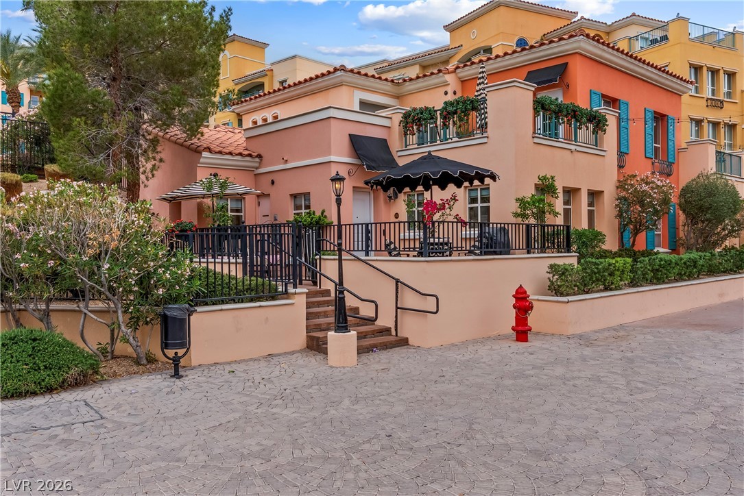 30 Strada Di Villaggio 170 Property Photo 1
