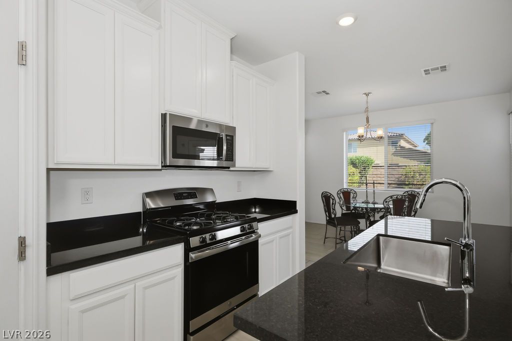 7366 Sabula Bay Court Property Photo 9
