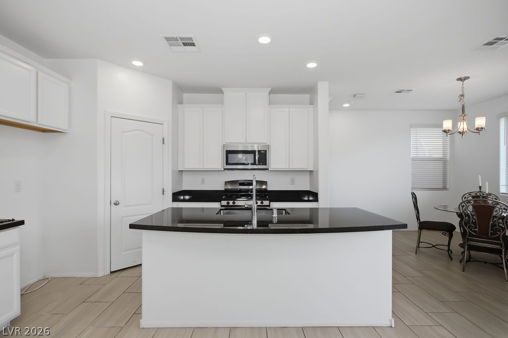 7366 Sabula Bay Court Property Photo 11