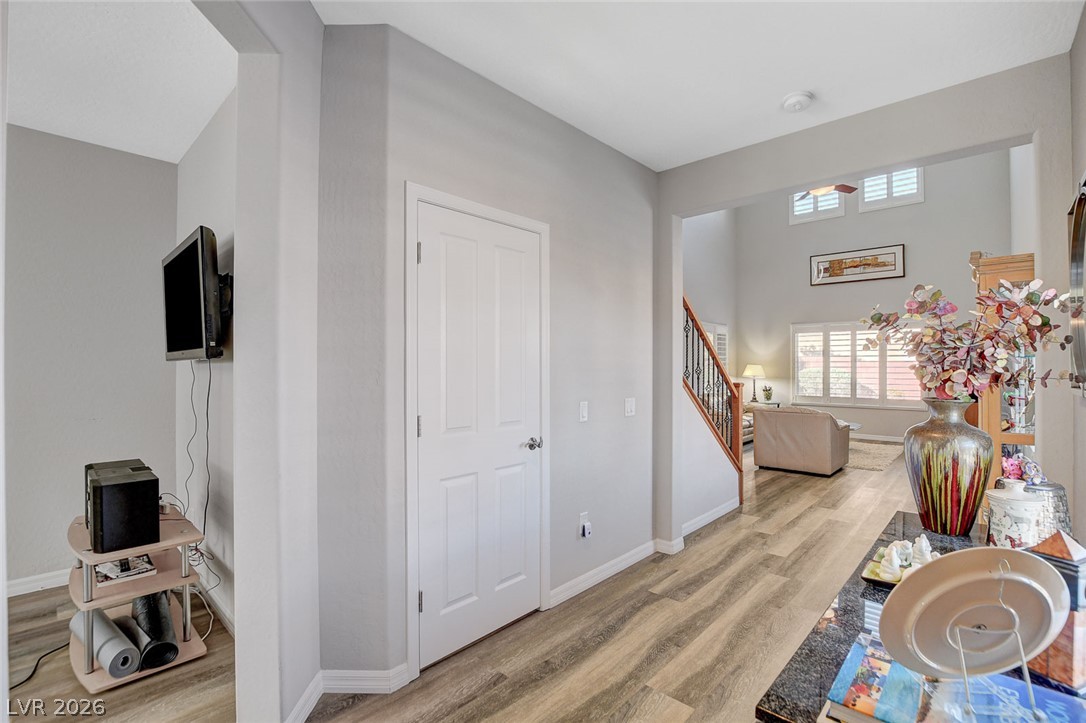 5708 Oak Bend Drive Property Photo 6