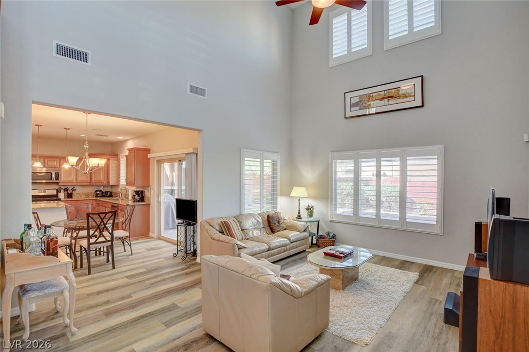 5708 Oak Bend Drive Property Photo 13
