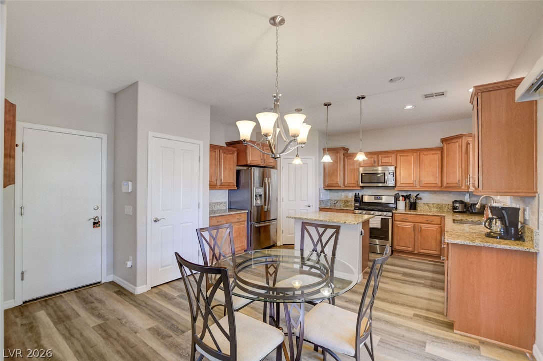 5708 Oak Bend Drive Property Photo 14