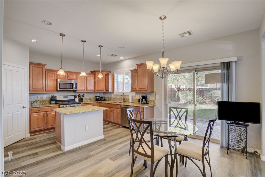 5708 Oak Bend Drive Property Photo 16
