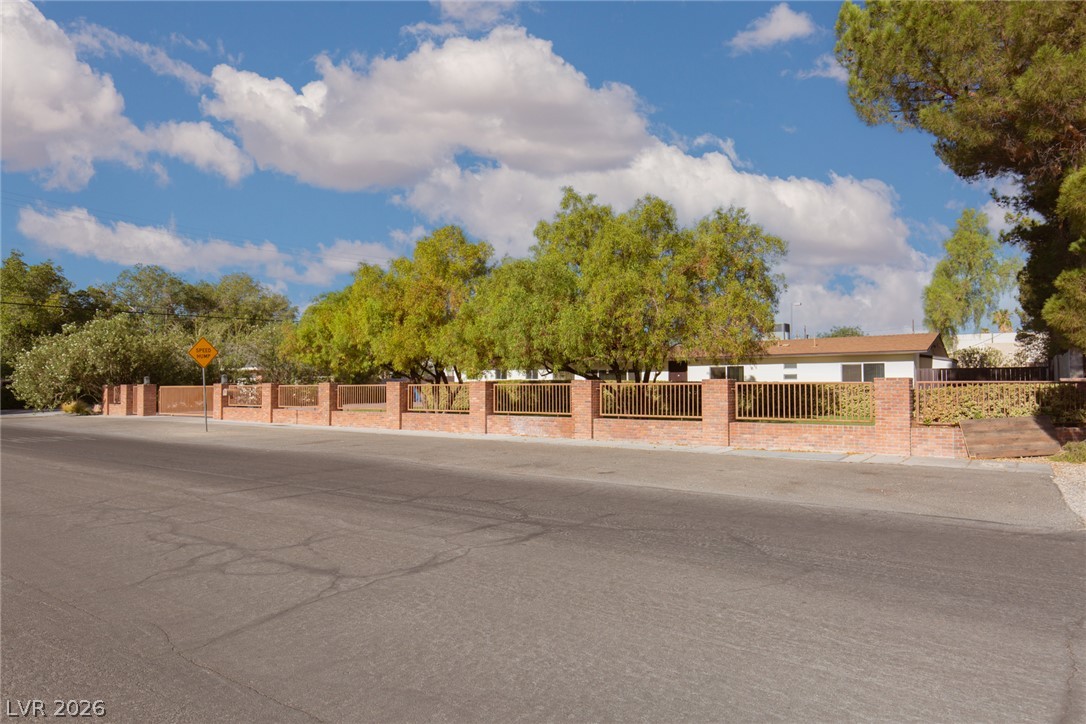 1110 Cahlan Drive Property Photo 3