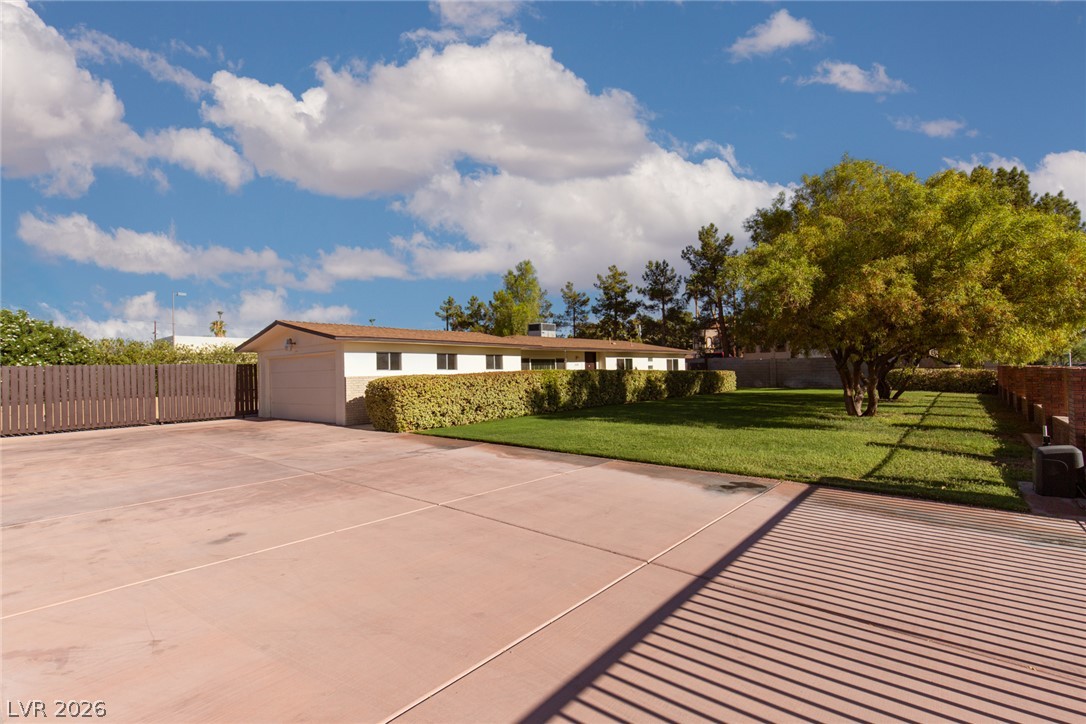 1110 Cahlan Drive Property Photo 4