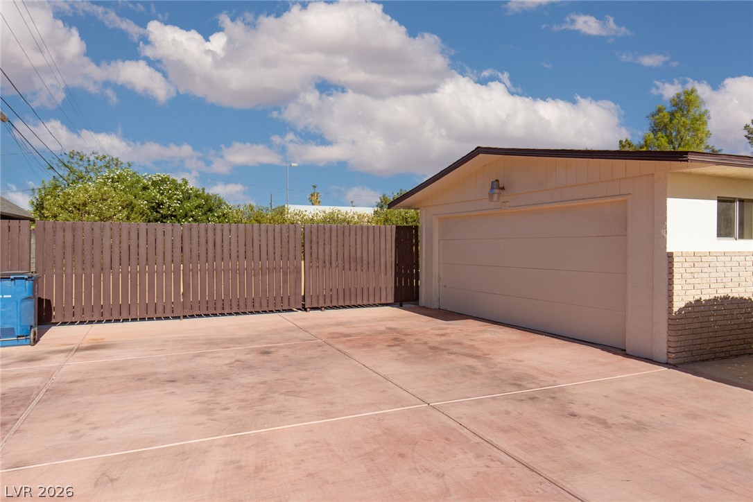 1110 Cahlan Drive Property Photo 6
