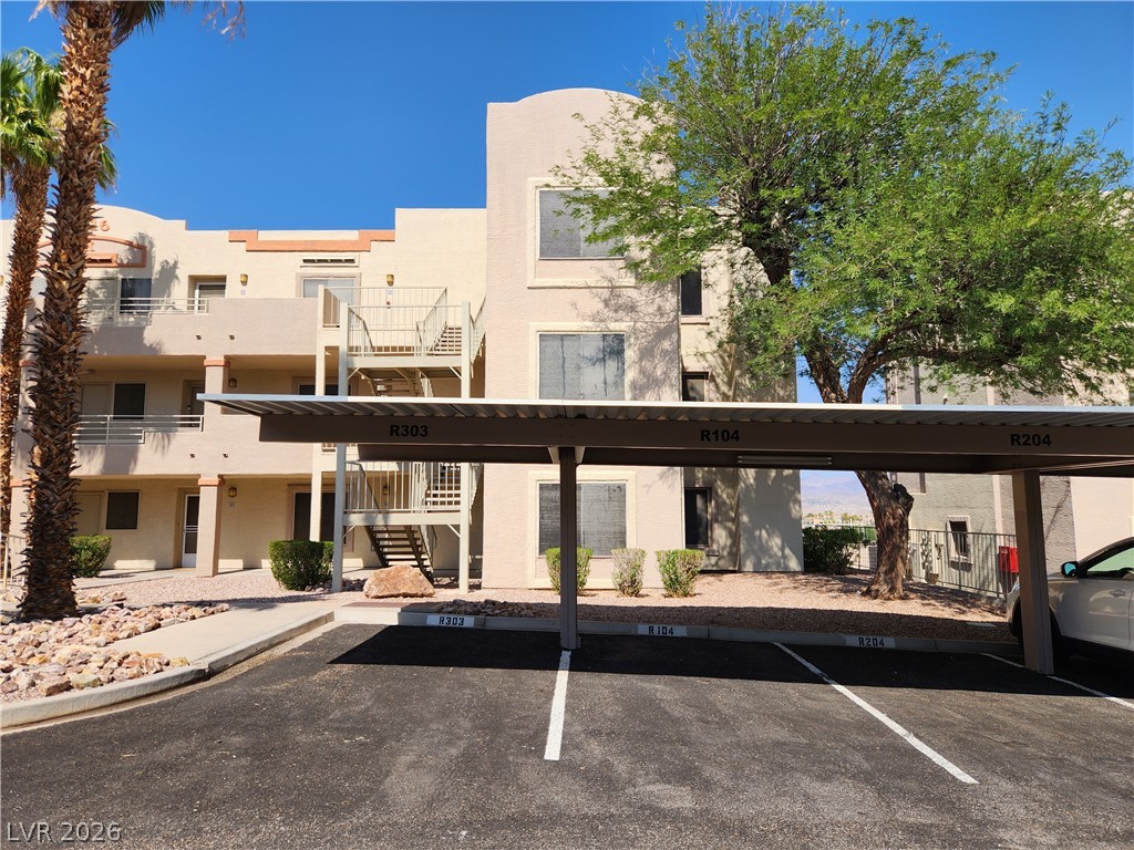 2016 Mesquite Lane 104 Property Photo 2