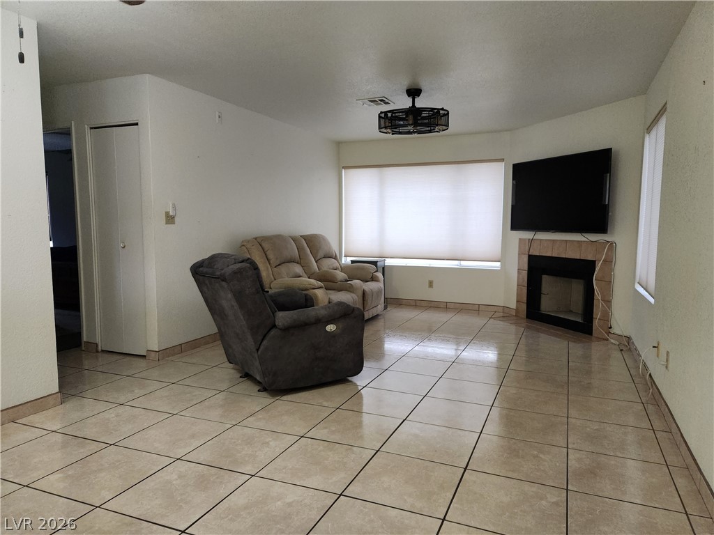 2016 Mesquite Lane 104 Property Photo 8