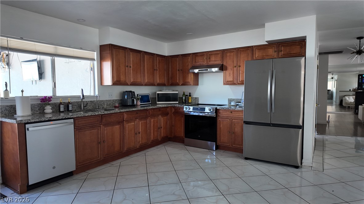 3540 Moraga Drive Property Photo 13