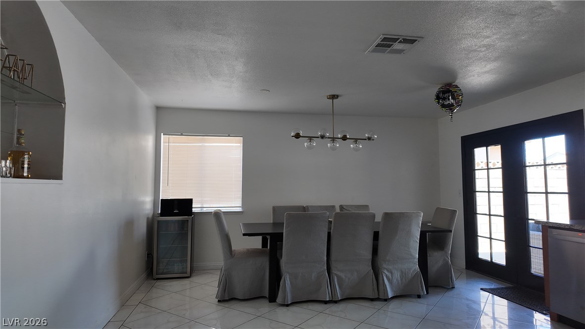 3540 Moraga Drive Property Photo 14