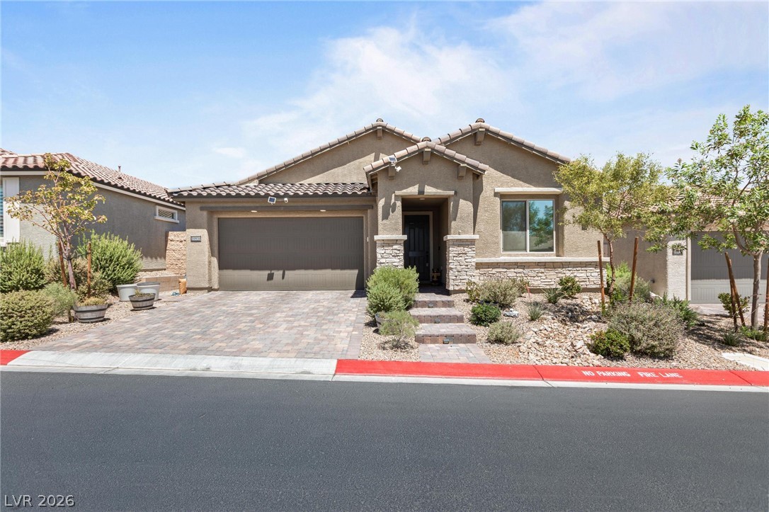10934 Delparke Valley Avenue Property Photo 1