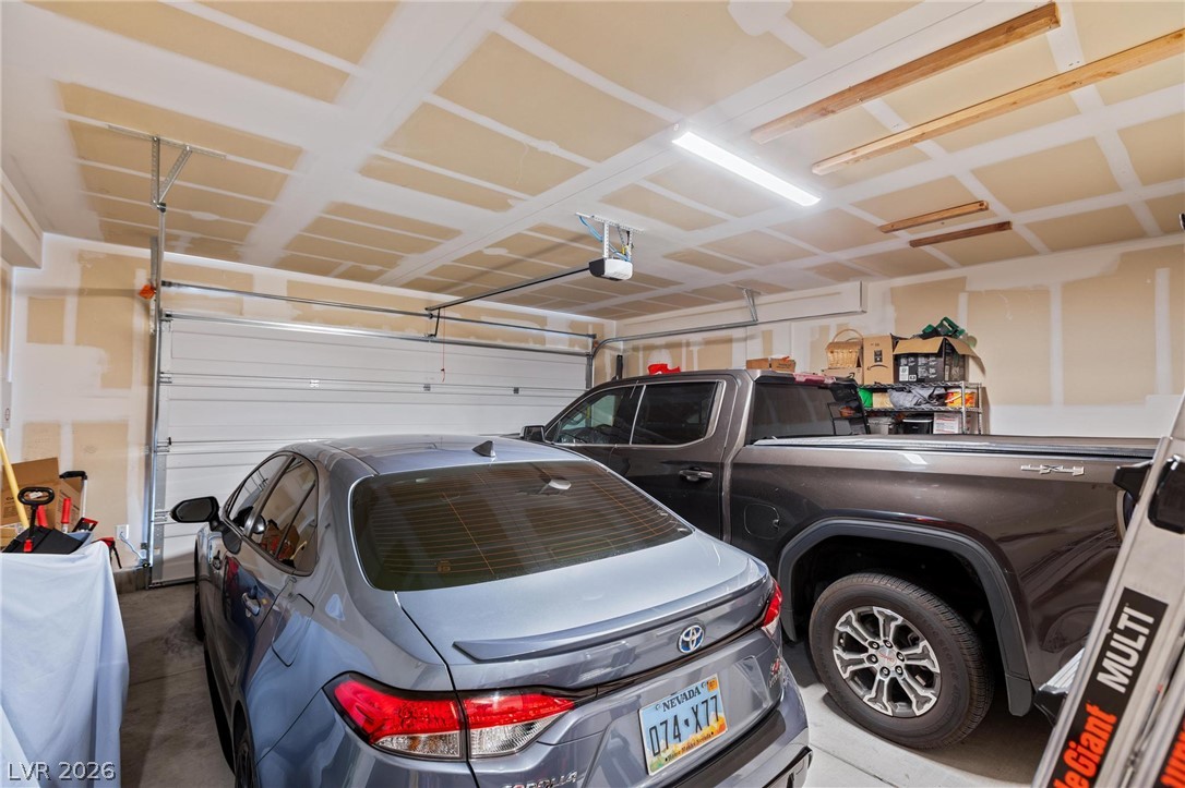 10934 Delparke Valley Avenue Property Photo 41