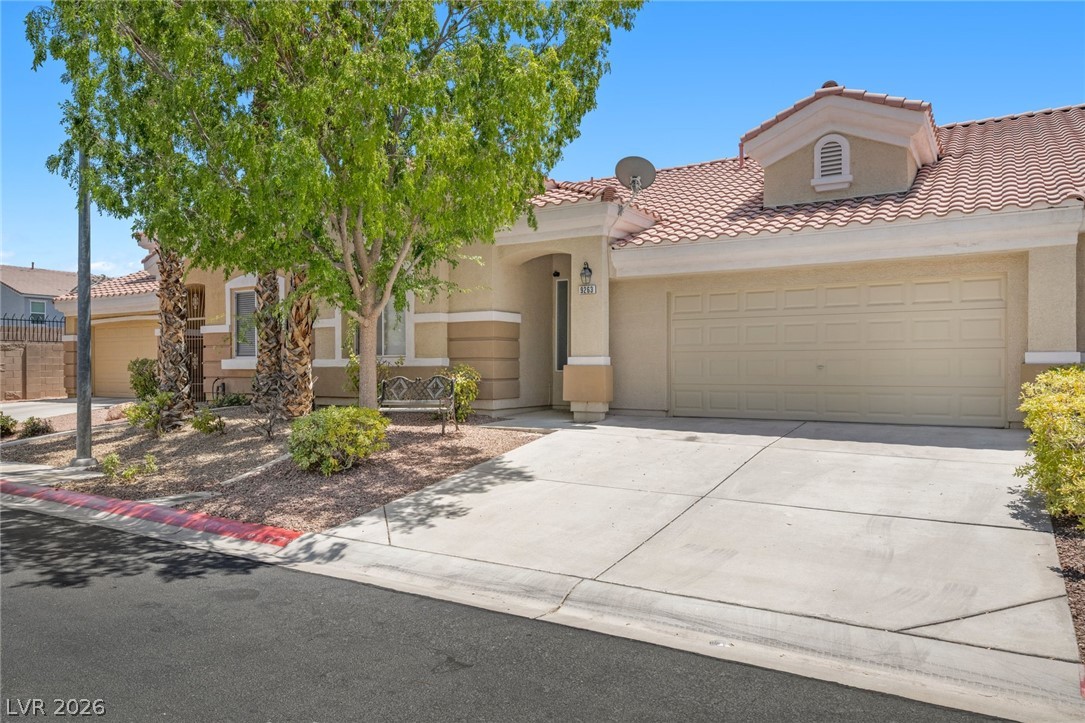 9263 Blue Flax Place Property Photo 2