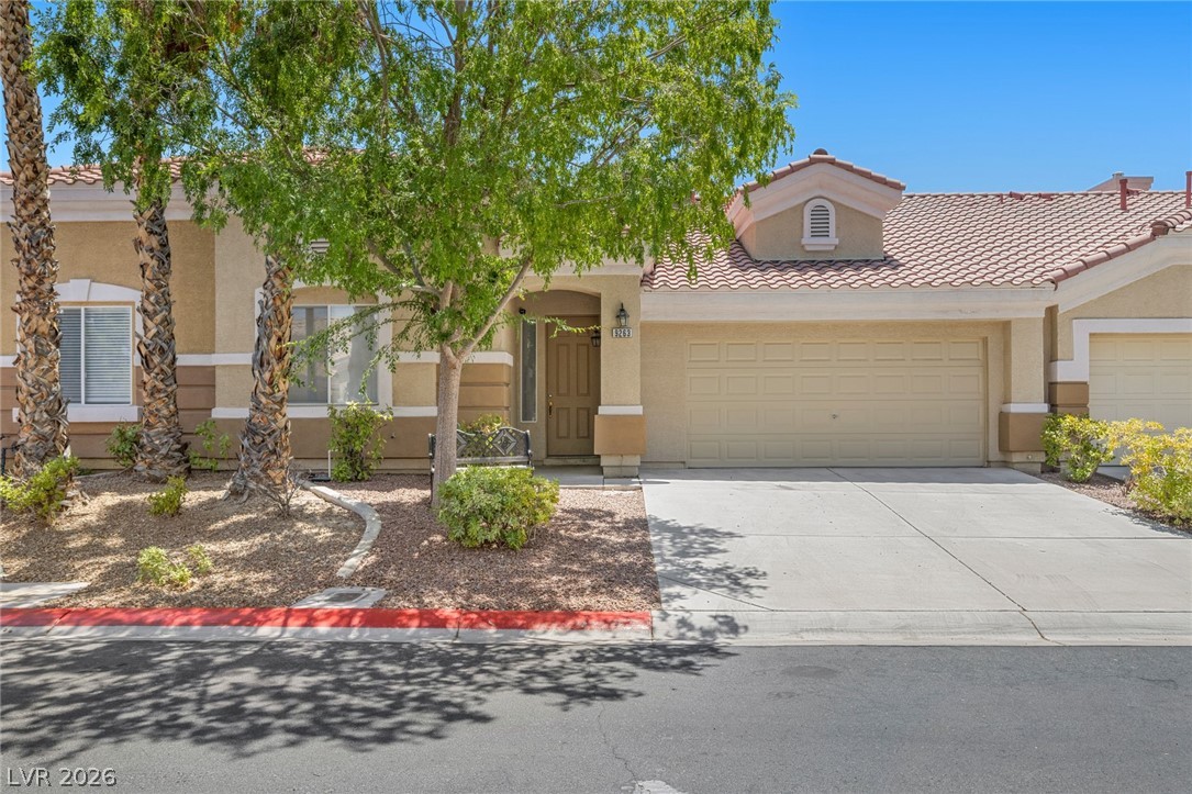 9263 Blue Flax Place Property Photo 3
