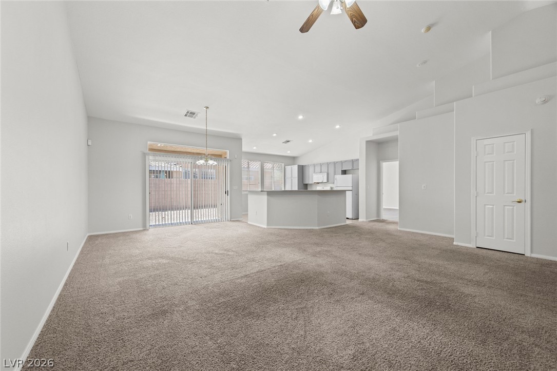 9263 Blue Flax Place Property Photo 7