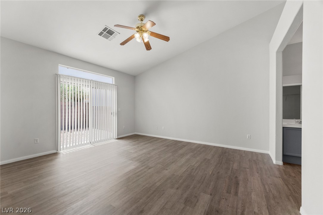 9263 Blue Flax Place Property Photo 12