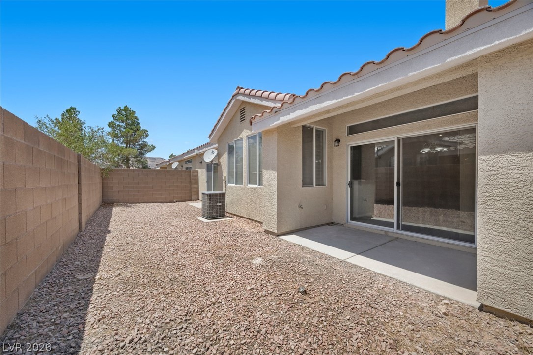 9263 Blue Flax Place Property Photo 23