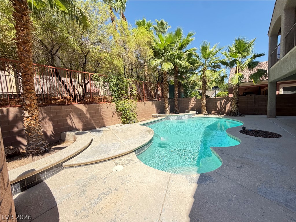 1033 Puerta Del Sol Drive Property Photo 28