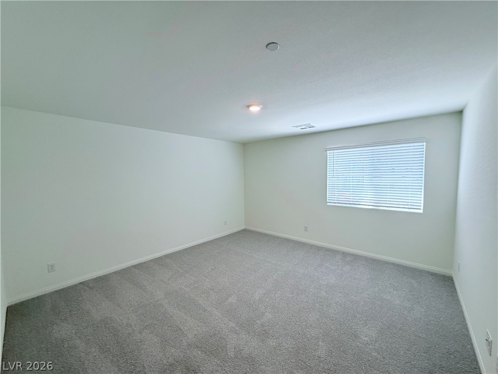 9992 Ullom Drive Property Photo 6