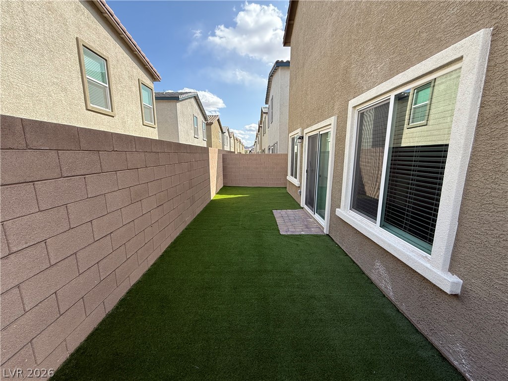 9992 Ullom Drive Property Photo 15
