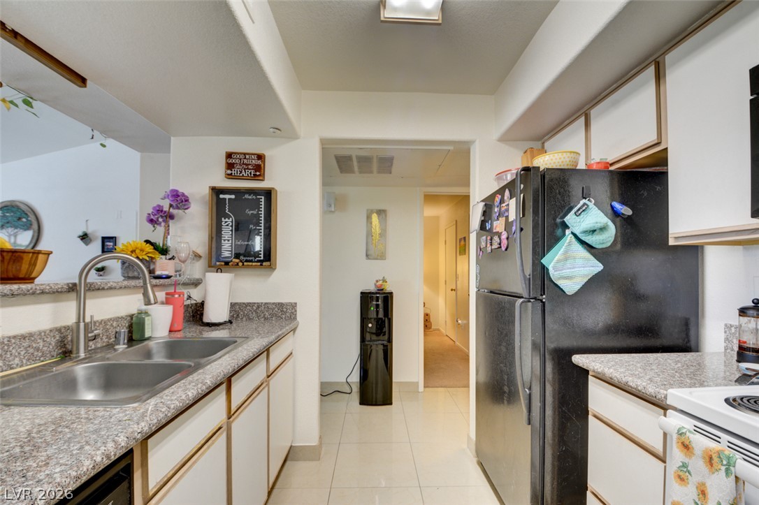 2300 East Silverado Ranch Boulevard 2111 Property Photo 21